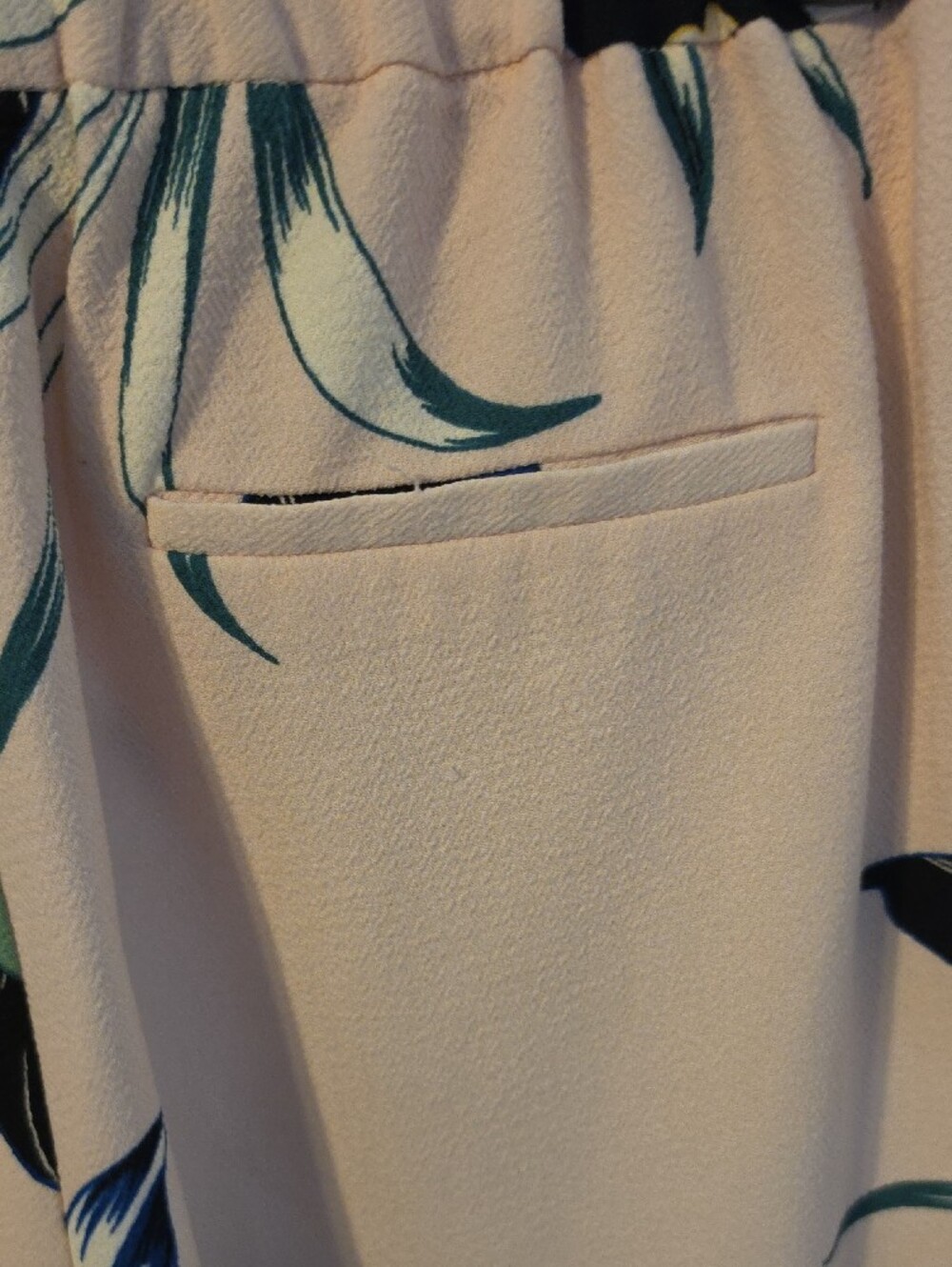 Zara Pale Pink Wide-Leg Floral Pants - Picture 7 of 9
